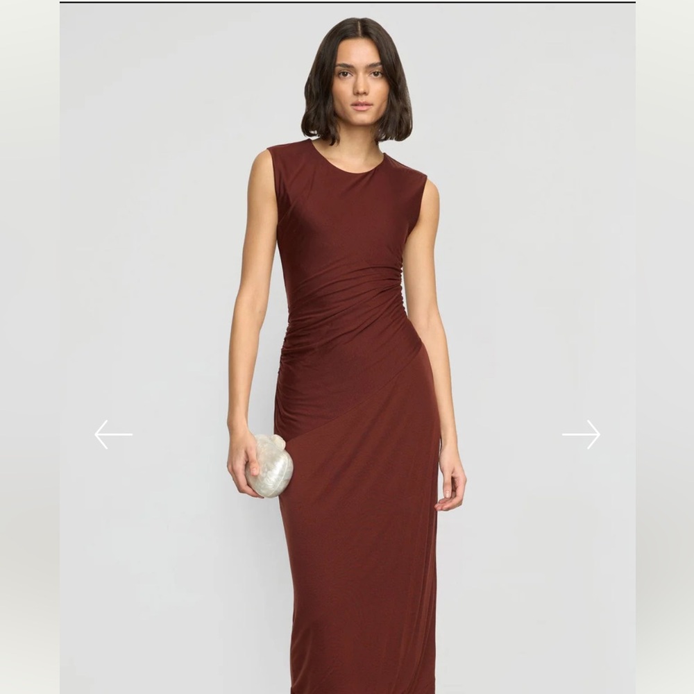 Modern citizen: Elegant Sleeveless Brown Dress